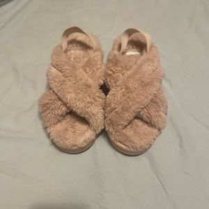 Madden NYC Pink Fuzzy Slippers